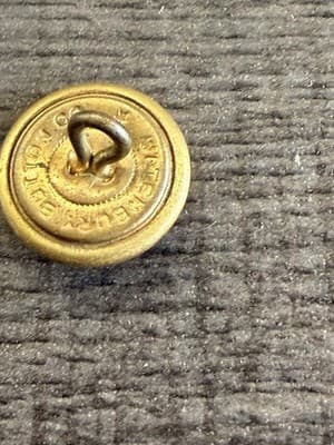 American Legion Veterans Gold Star Coat Button - Thumbnail 2
