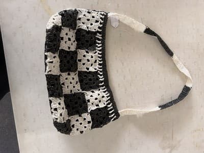 👜 Black & White Woven Crochet Shoulder Bag