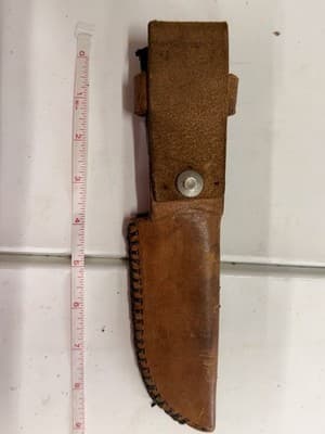 Vintage Hunting Knife Fixed Blade Clip Point Black Handle Floral Leather Sheath - Thumbnail 3