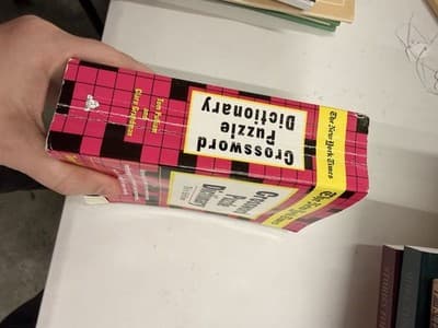 The New York Times Crossword Puzzle Dictionary 3rd Ed PB Tom Pulliam 1995 - Thumbnail 3