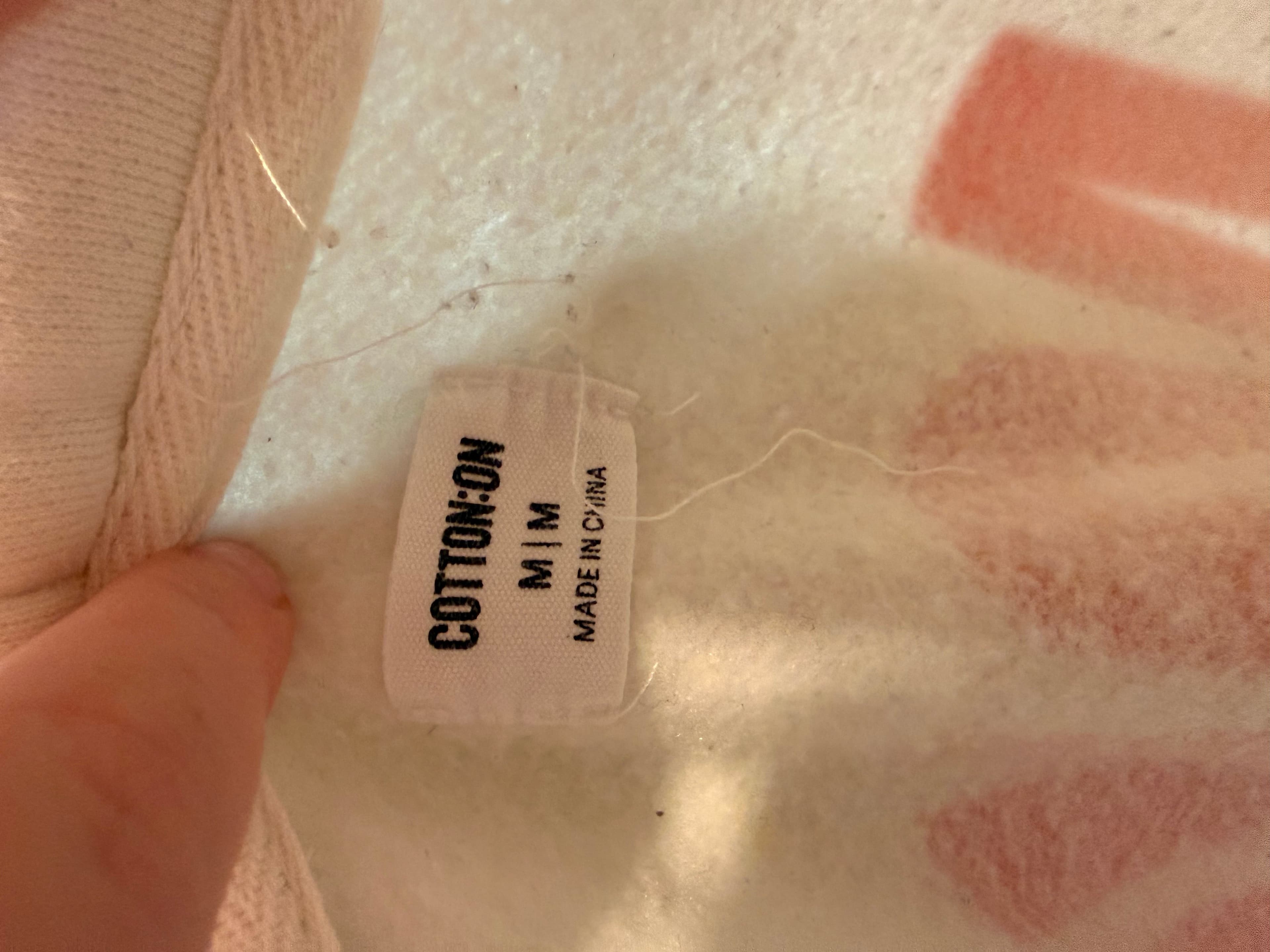 Peaches Graphic Hoodie with Front Pocket - Thumbnail 3