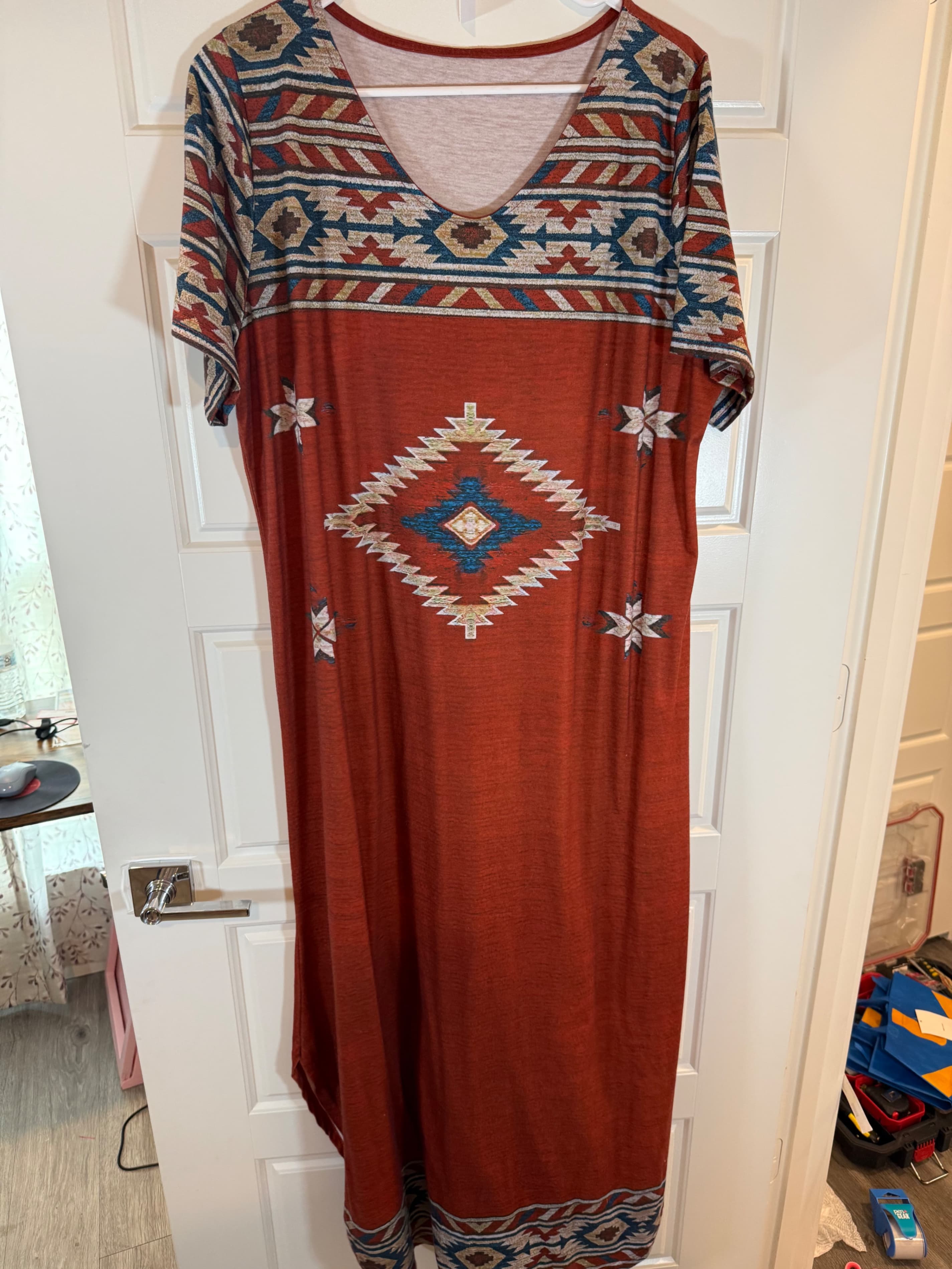 SHEIN XXL Red Dress with Patterned Sleeves - Thumbnail 3