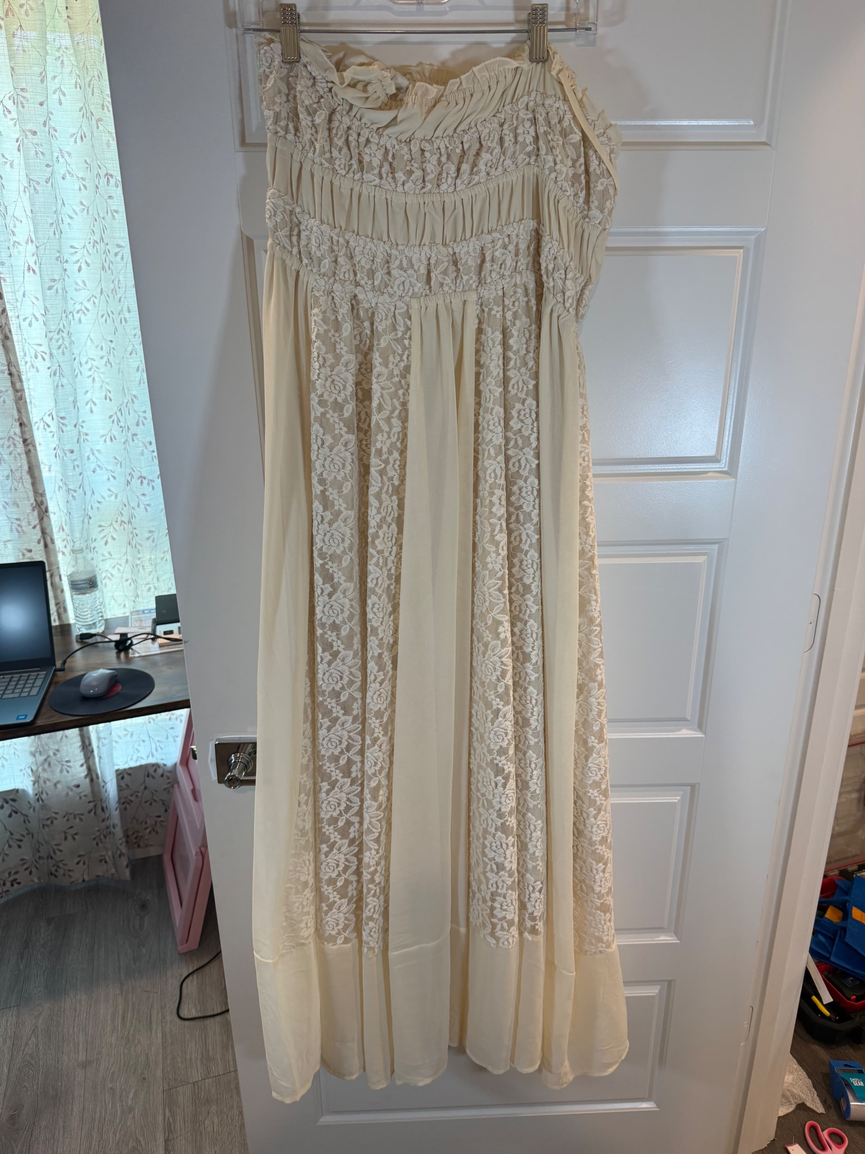 SHEIN Lace Maxi Dress XL - Thumbnail 3