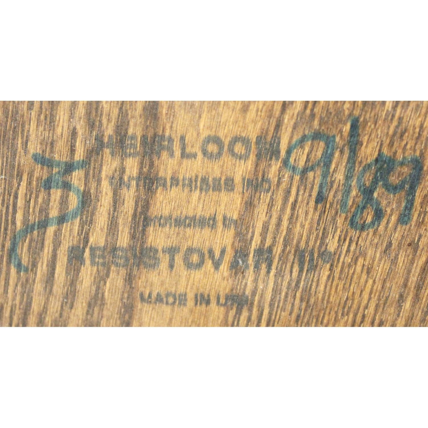 Heirloom Enterprises Solid Dark Oak Square End Table - Dark Oak - Thumbnail 4