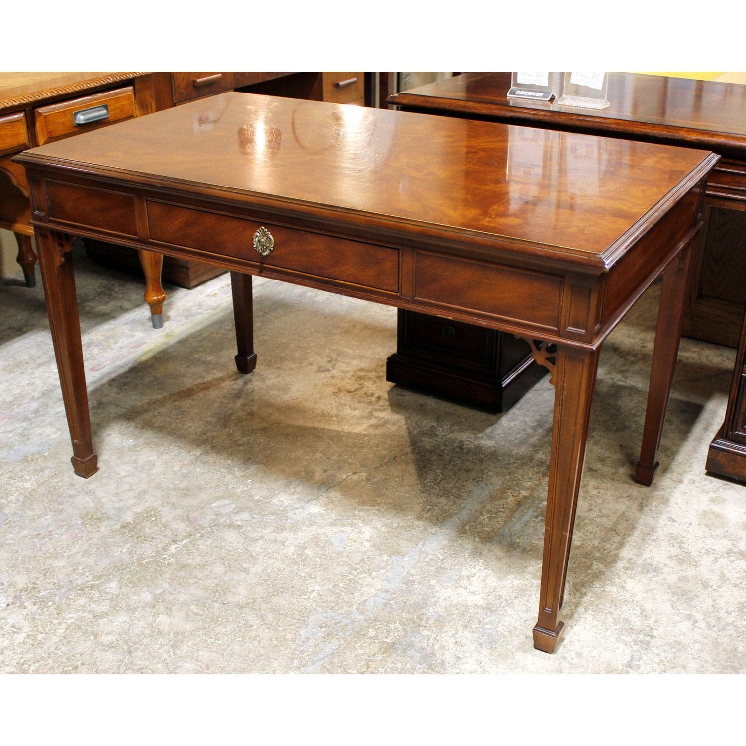 Drexel Patterned Burl Veneer Writing Desk - Thumbnail 4