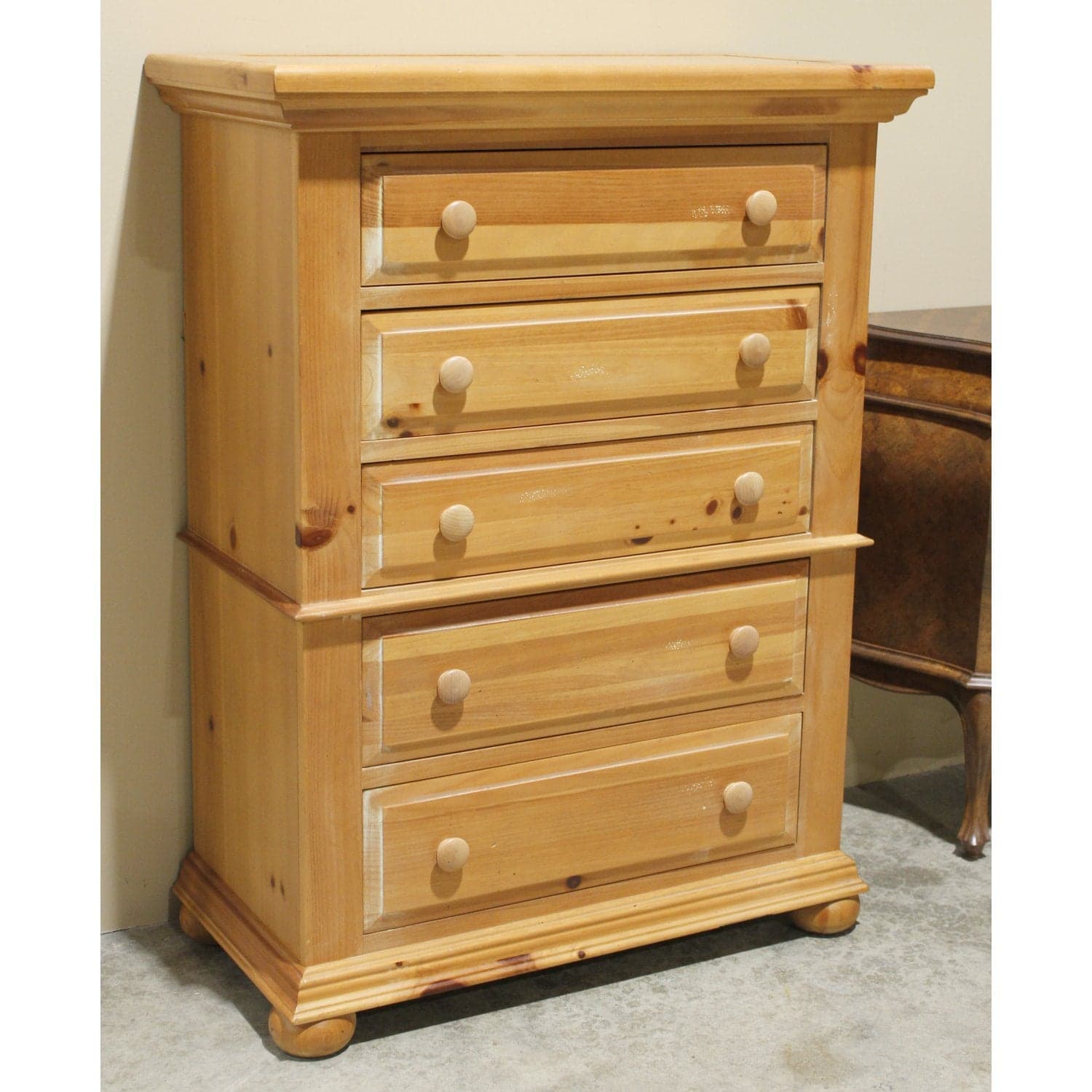 Broyhill 5 Drawer Pine Chest - Thumbnail 3