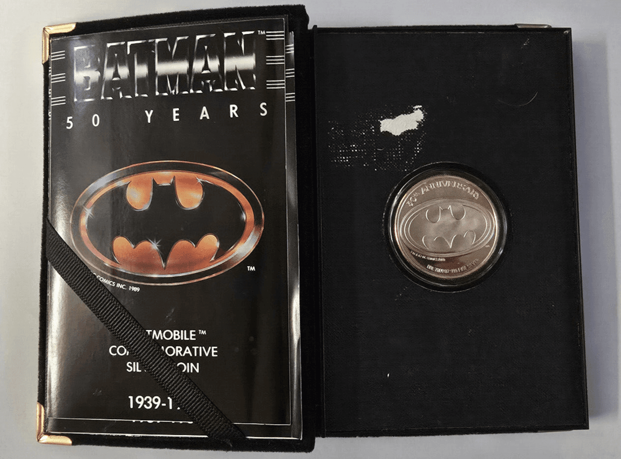 Batman GOTHAM CITY 1939-1989 50th Anniversary Proof Silver Coin - Image 1