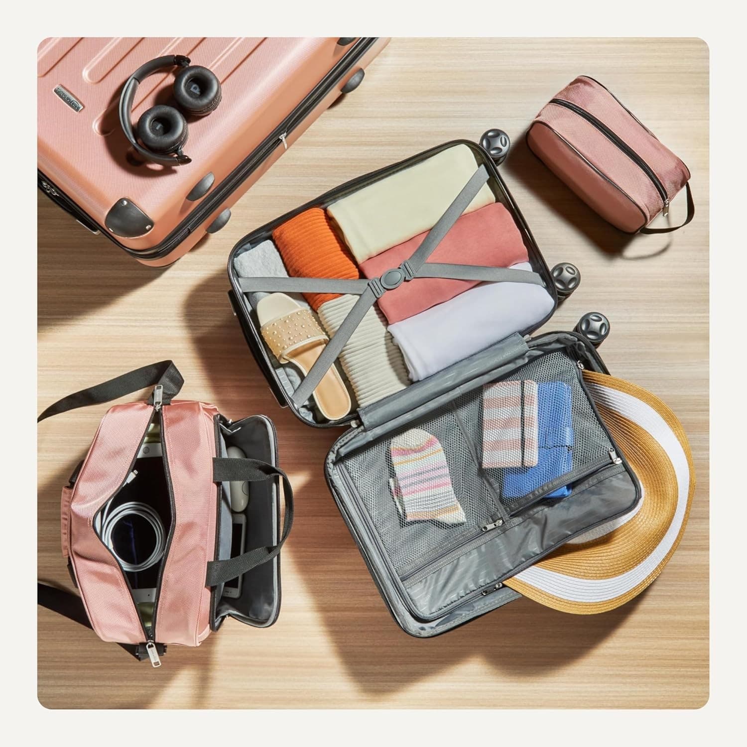 Amazon Basics 4-Piece Luggage Set, Two Hardside Suitcases, 28-22-15-10 Rose Gold - Thumbnail 5