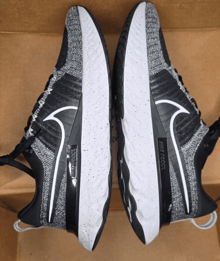 Nike Mens React Infinity Run Flyknit 2 Running Shoes Size 8 [CT2357-101] - Thumbnail 11