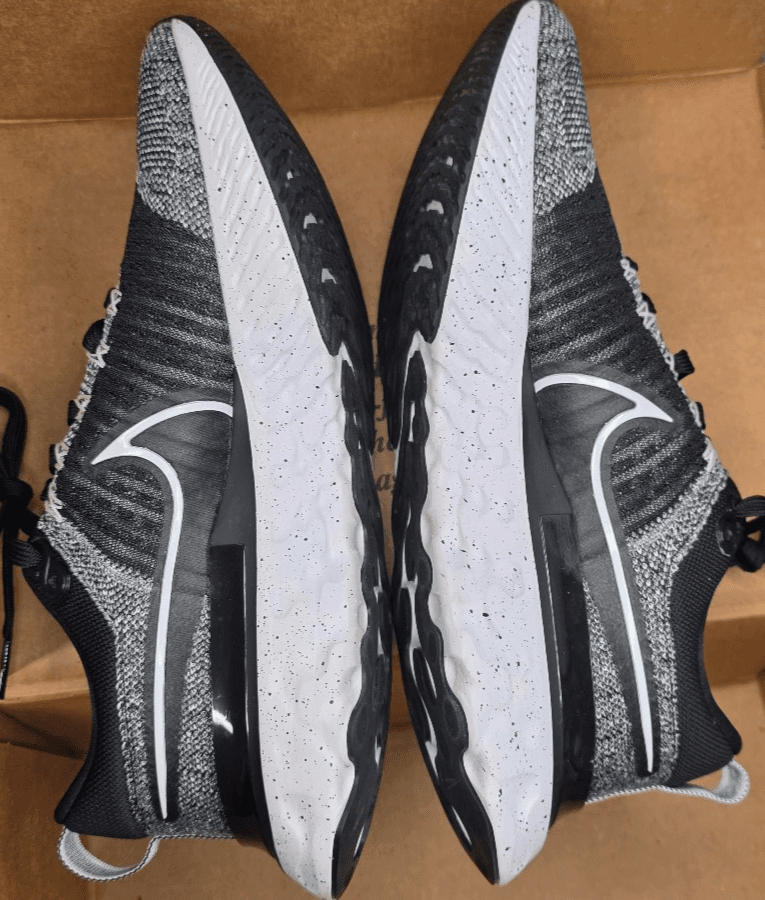 Nike Mens React Infinity Run Flyknit 2 Running Shoes Size 8 [CT2357-101] - Thumbnail 10