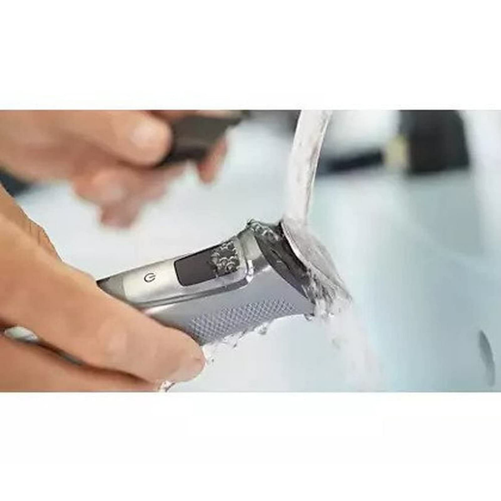 Philips Norelco Multigroom Stainless Steel All-in-one Wet Dry Trimmer MG7796/40 - Thumbnail 5