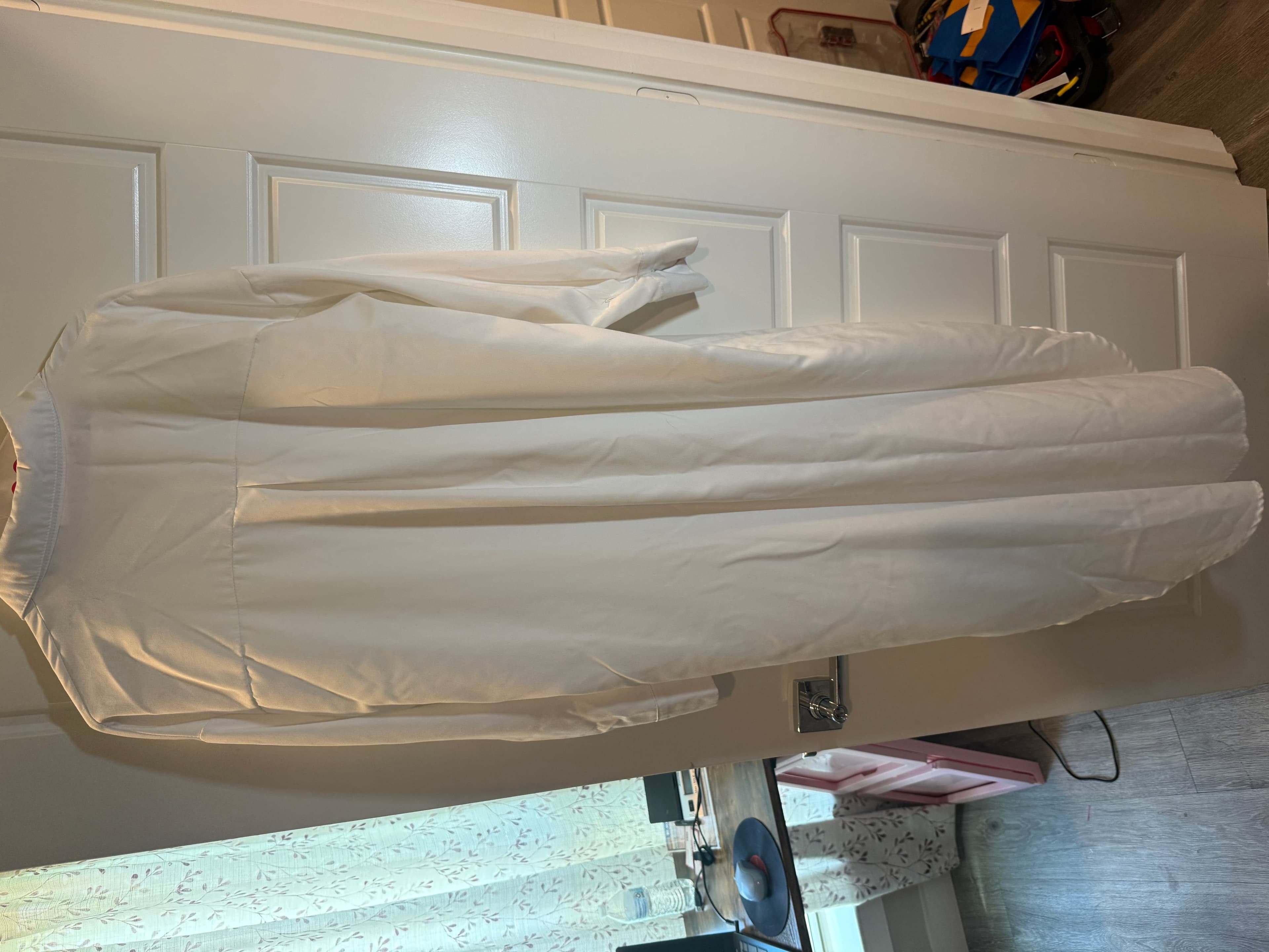 SHEIN White Long Sleeve Button-Up Dress - Thumbnail 2