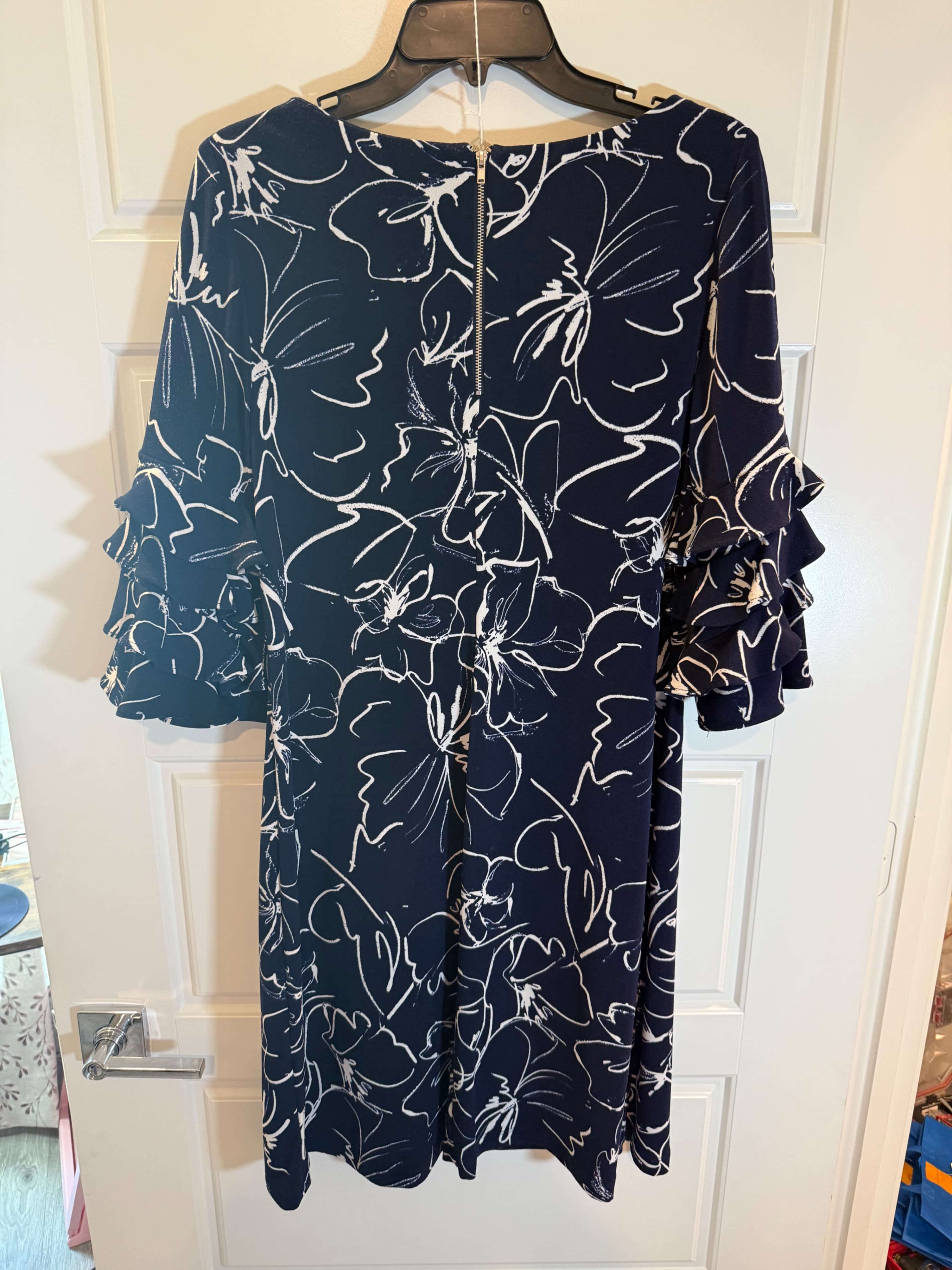 Gabby Skye Floral Print Dress Size 10 - Image 1