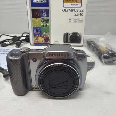 OLYMPUS SZ-10 14.0MP Compact Digital Camera Silver - Thumbnail 2