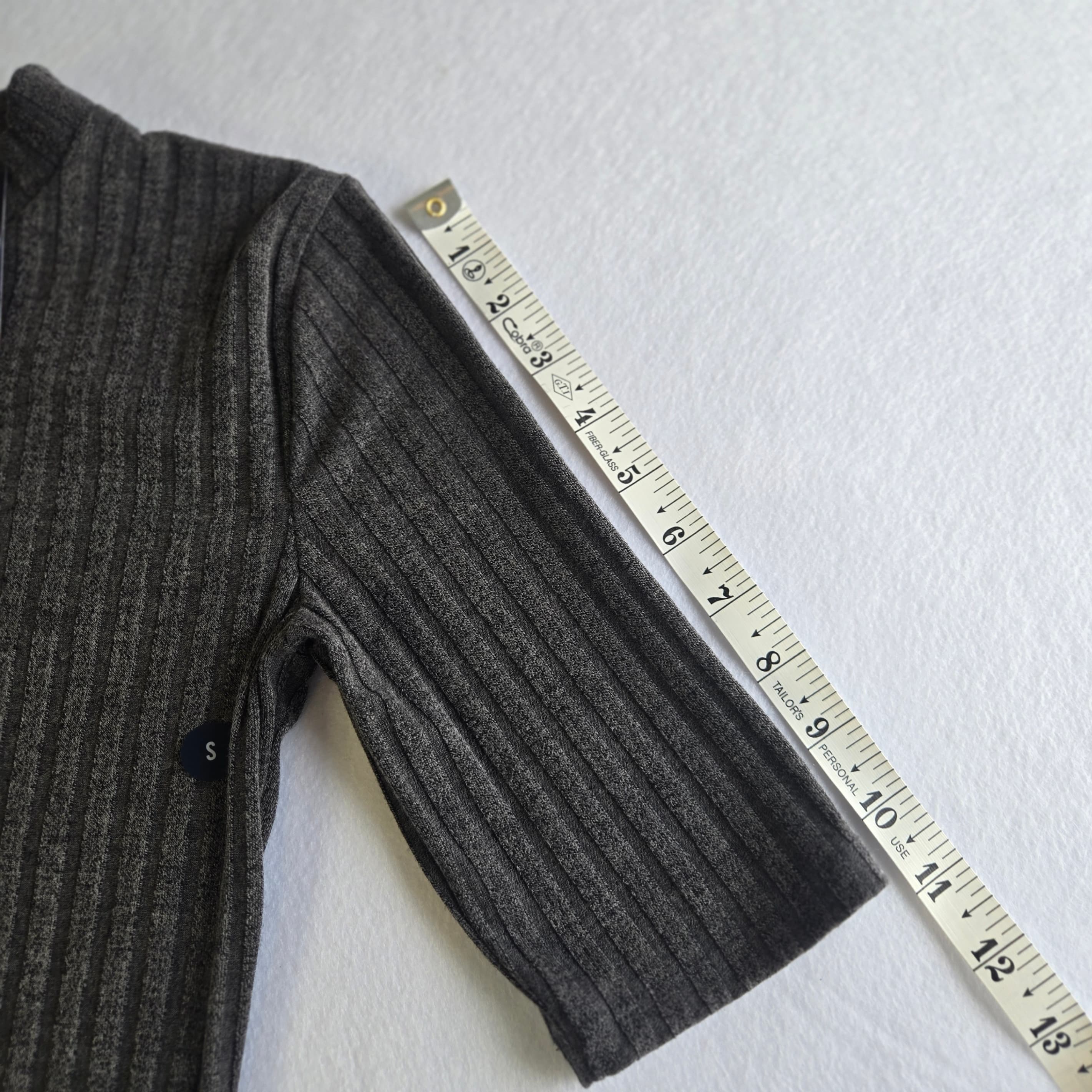 Hollister Ribbed Knit Top Gray Size S - Thumbnail 2