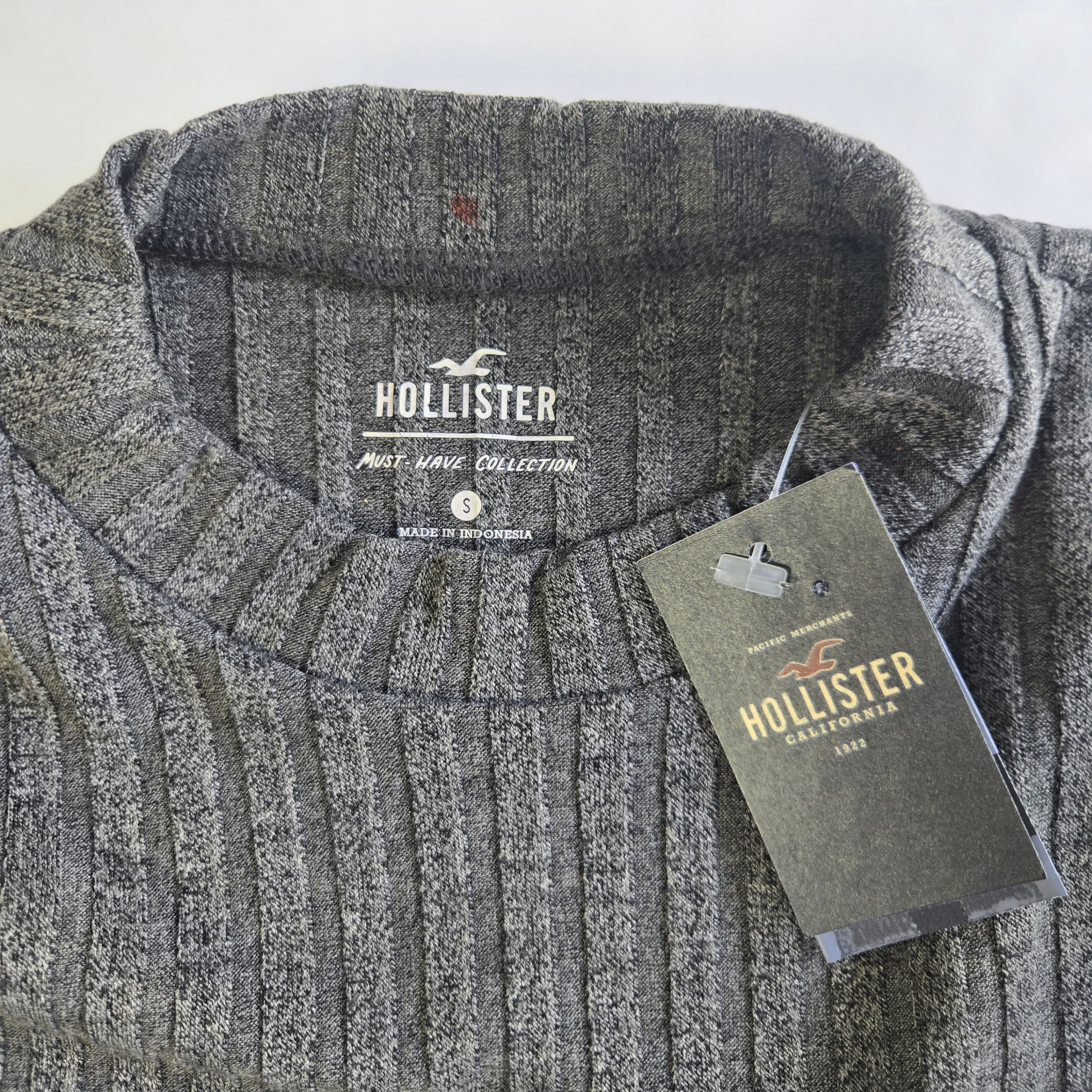 Hollister Ribbed Knit Top Gray Size S - Thumbnail 4