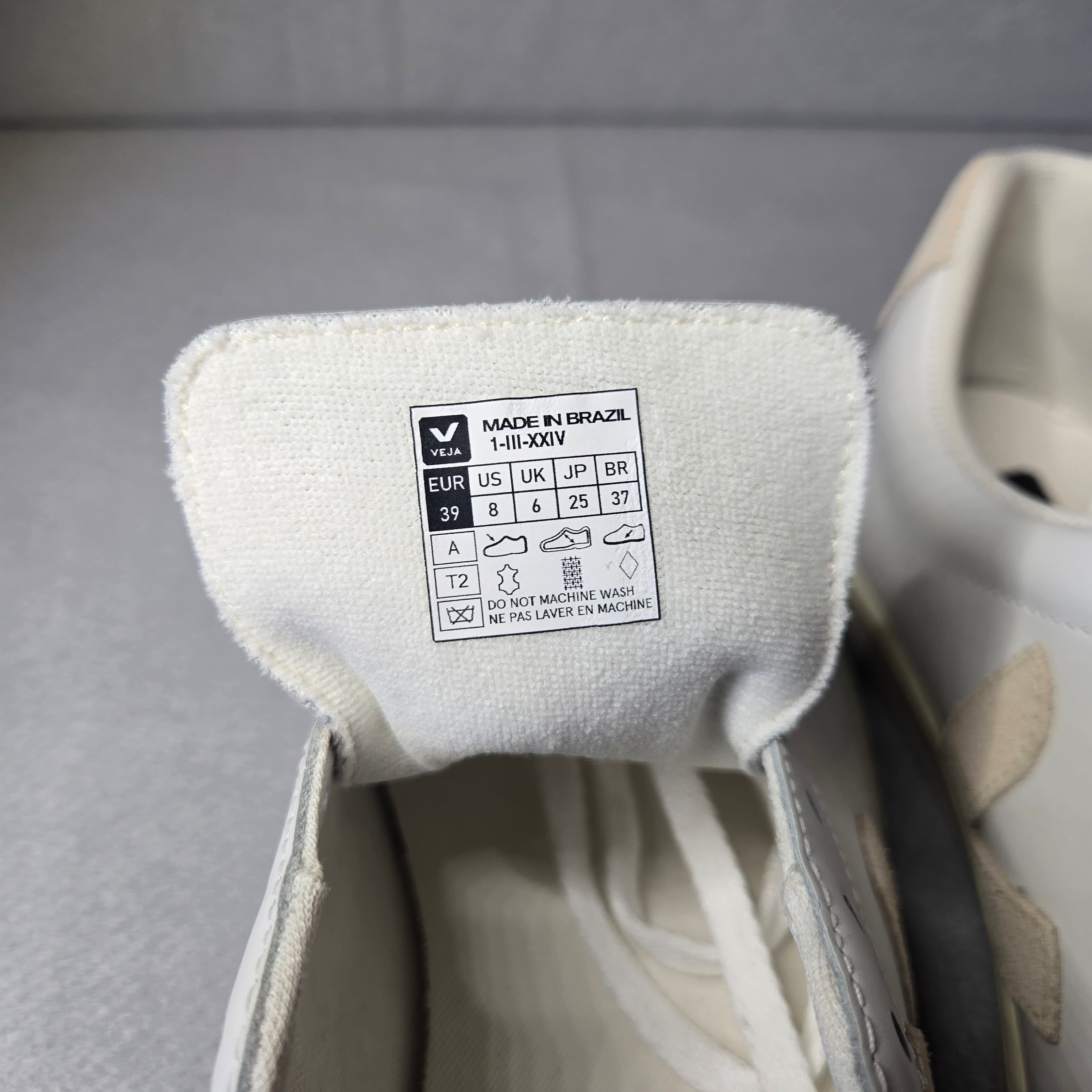Veja Esplar White Leather Sneakers with Suede Accents - Thumbnail 3