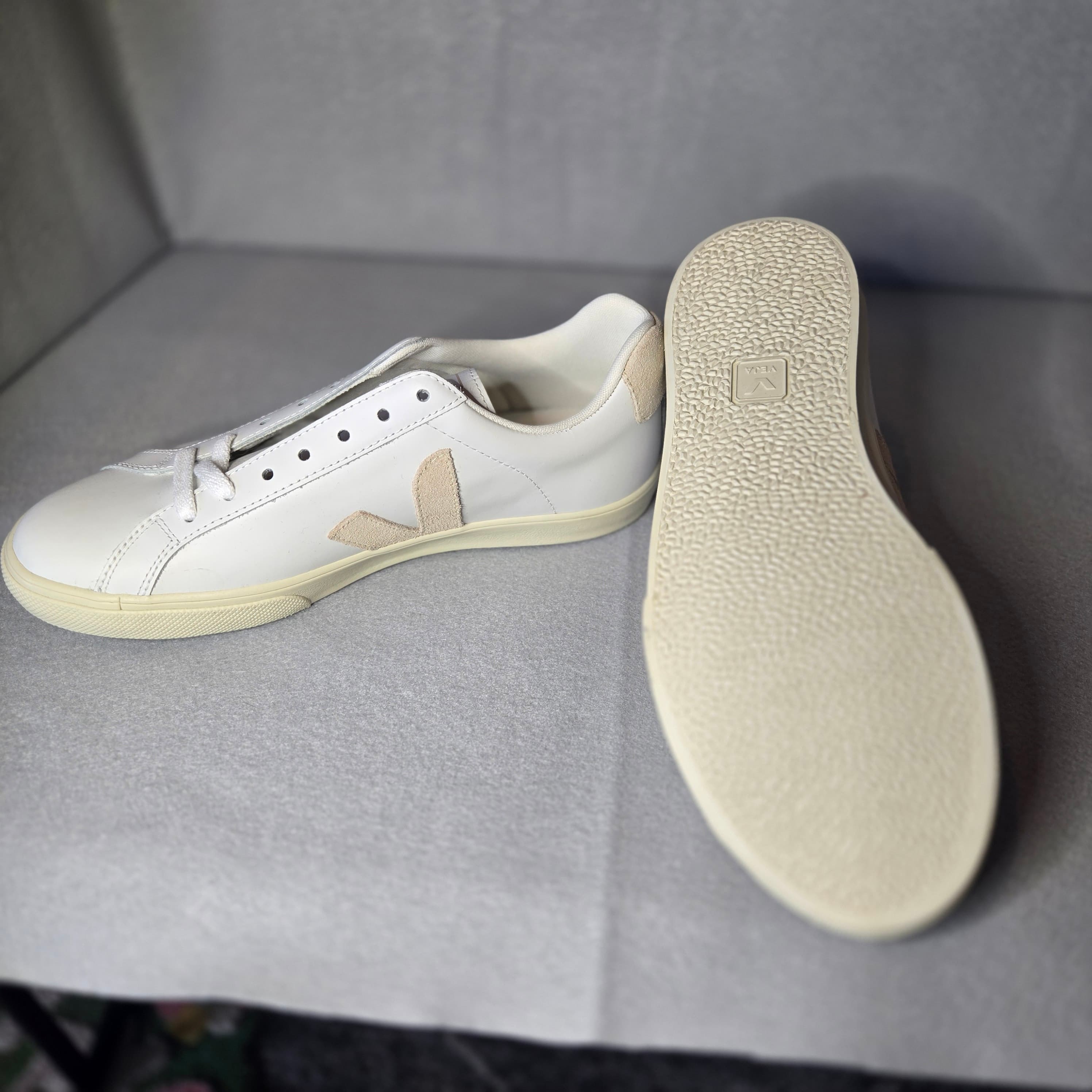 Veja Esplar White Leather Sneakers with Suede Accents - Thumbnail 2