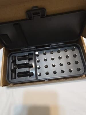 24 in 1 Magnetic Screwdriver Set,DIY Ratchet Screwdriver Set,Multi Bit Drive Set