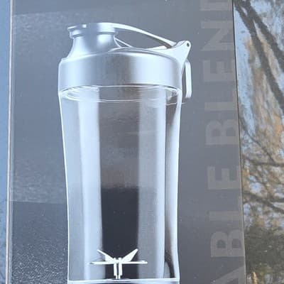 HD-10S Portable Blender 700ml Tritan Bottle 304 Stainless Steel Blade 12V