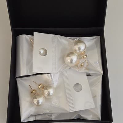 Sanglarst Gold Stud Earrings with Round Imitation Pearl for Lobe