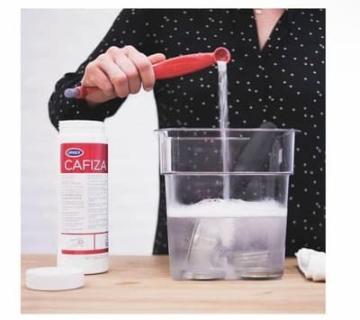 Urnex Cafiza Espresso Machine Cleaning Powder 20 oz Jar | 12/Case - Thumbnail 5