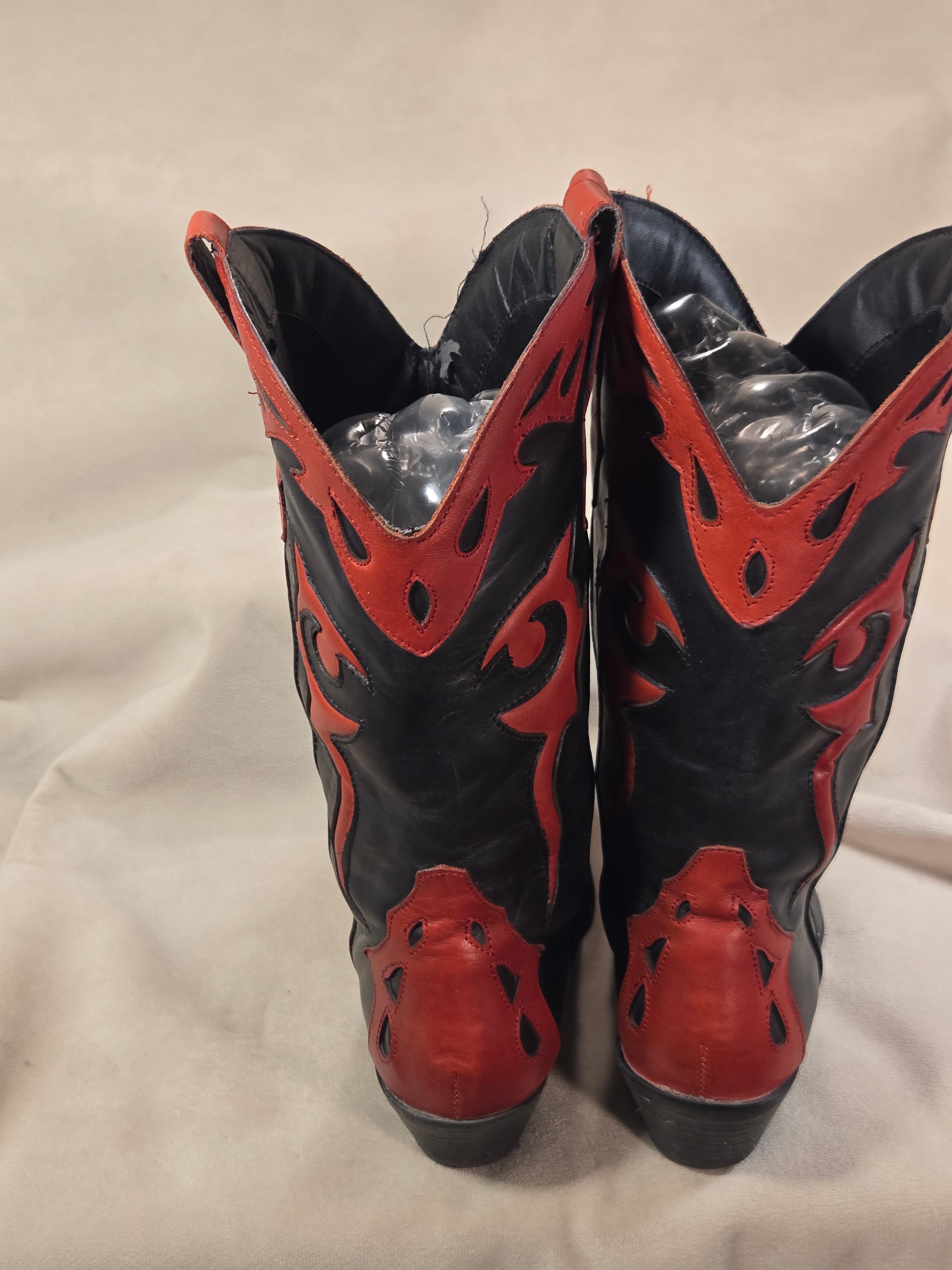 Reba McEntire Black & Red Leather Cowboy Boots - Flame Overlays - Thumbnail 6