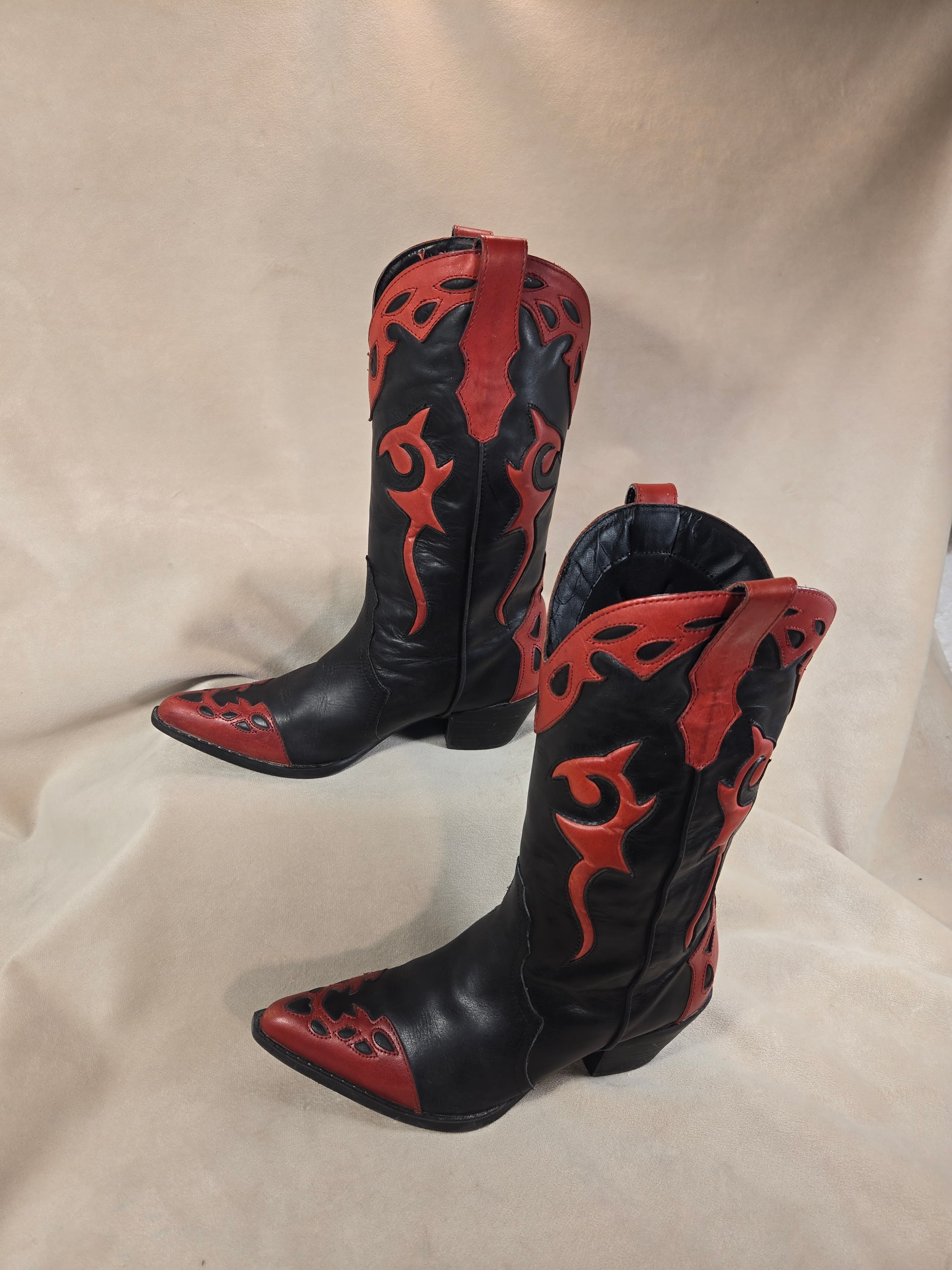 Reba McEntire Black & Red Leather Cowboy Boots - Flame Overlays - Thumbnail 11