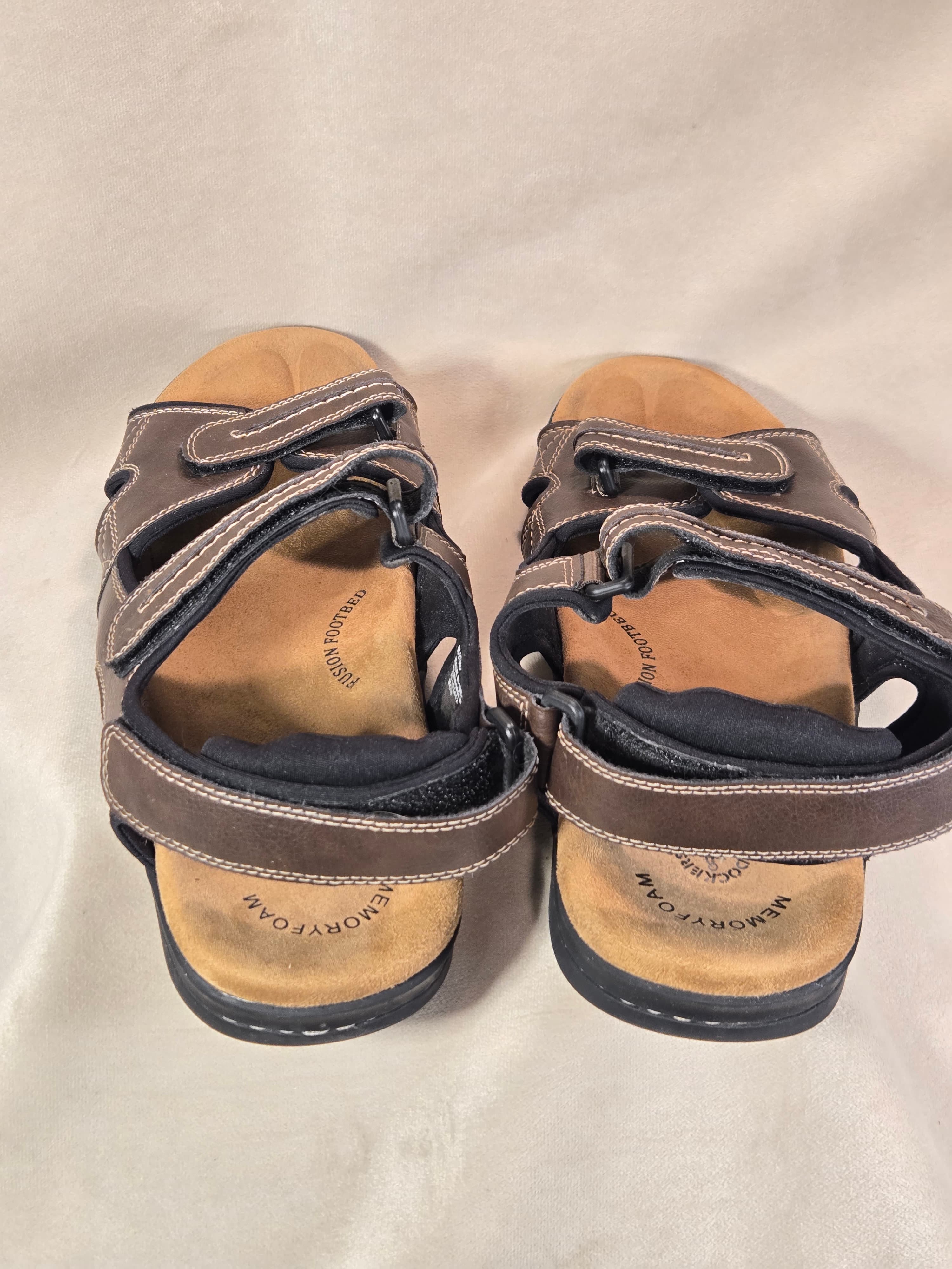 Dockers Men's Newpage Three-Strap Memory Foam Sandals - Brown - Thumbnail 10