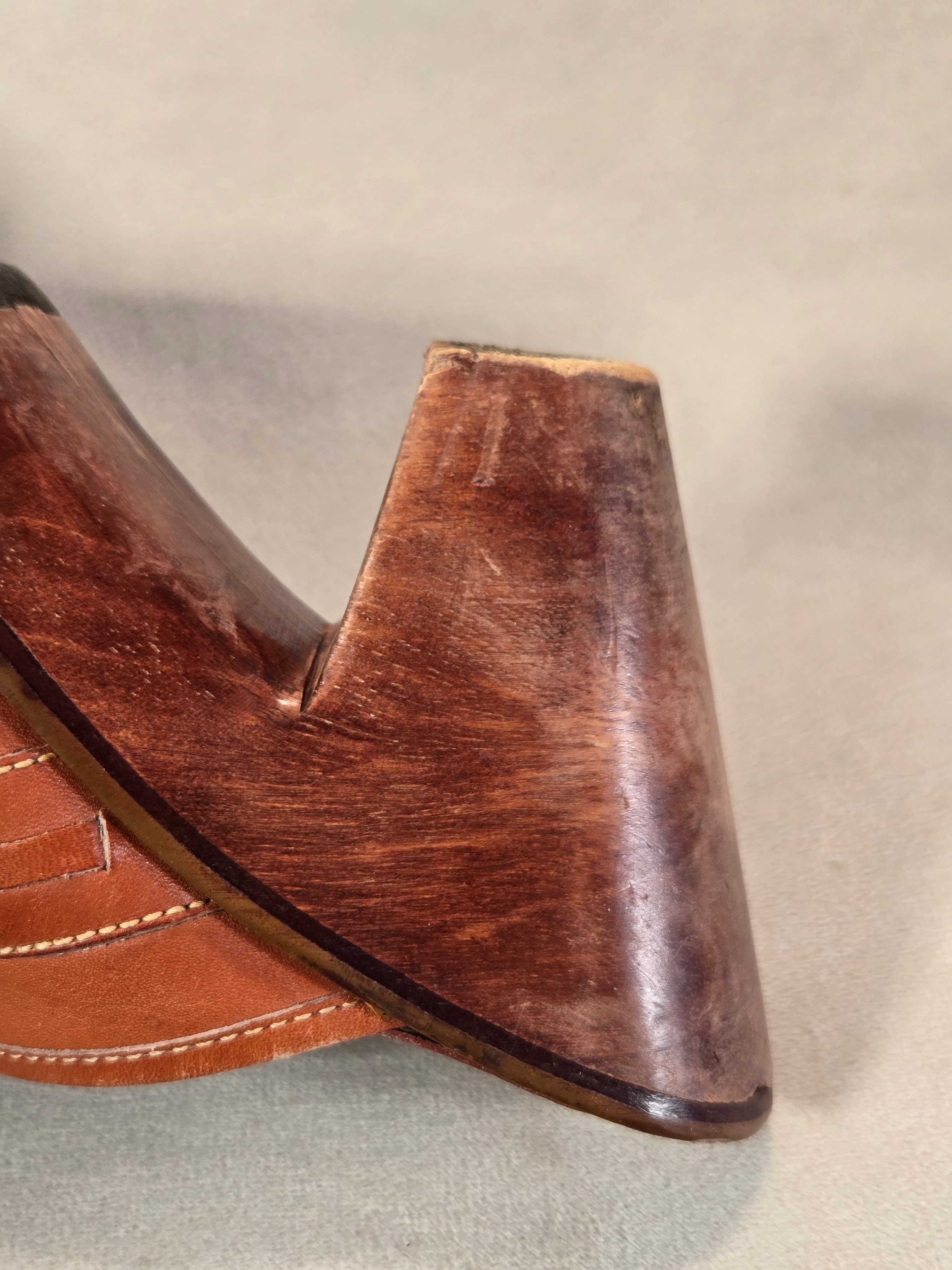 Vintage Brown Leather Clogs with Embroidered Detail - Thumbnail 9