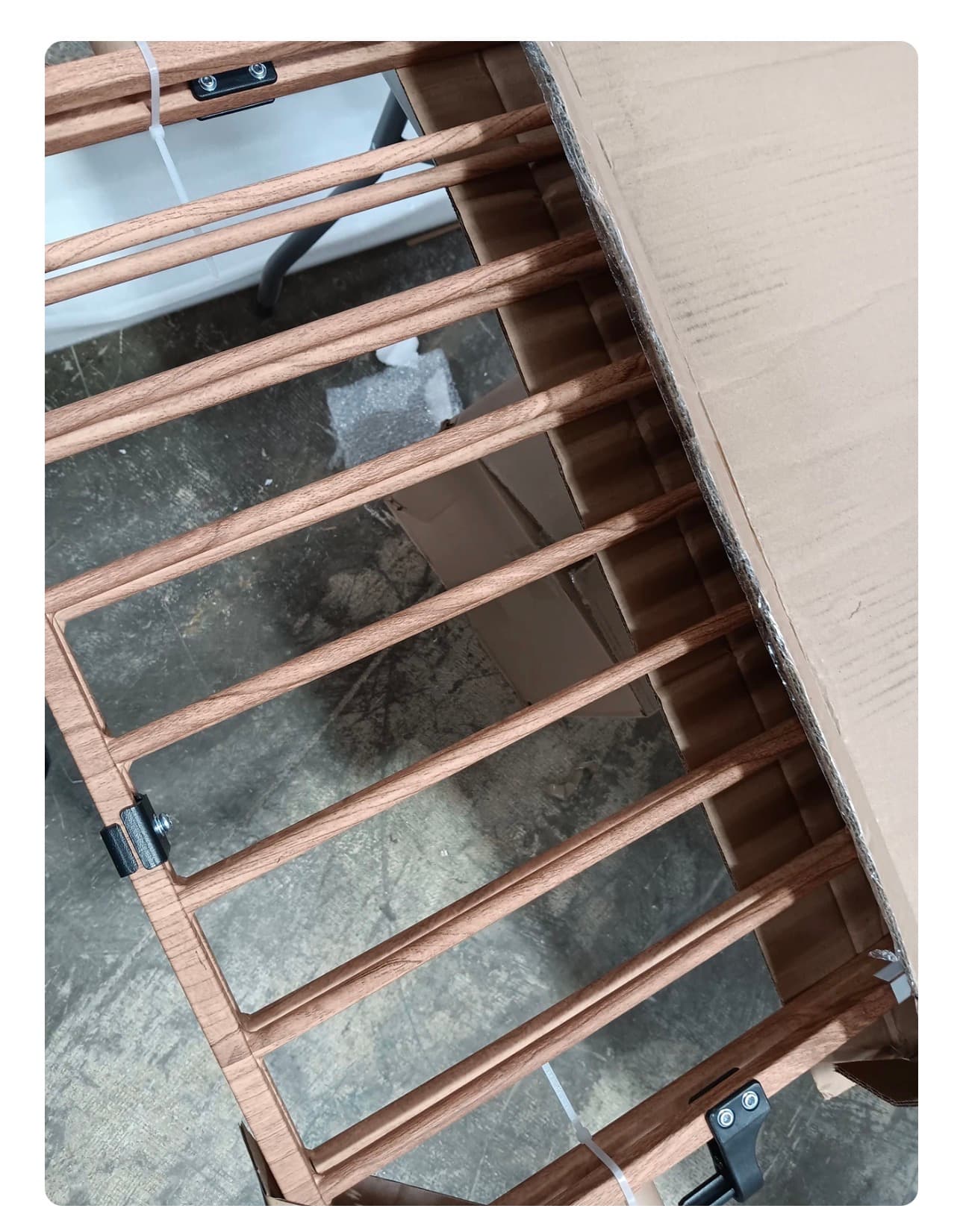Metal Wooden pattern Baby Gate for Stairs - Thumbnail 2