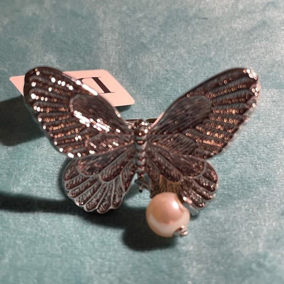 Beautiful Butterfly Statement Ring - Thumbnail 2