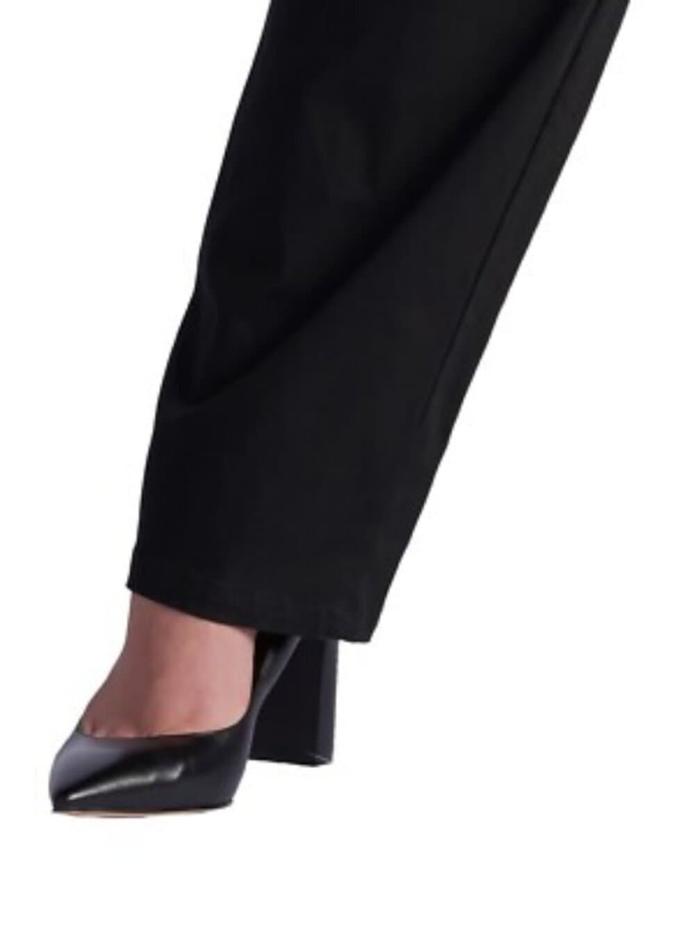 Lee Women's Petite Relaxed Fit Straight Leg Jean, Black, 10 Petite - Thumbnail 3