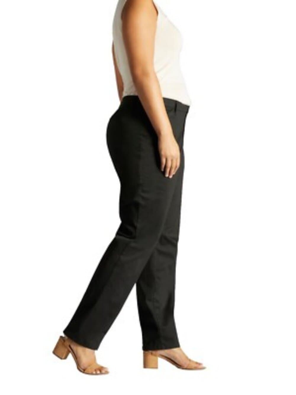 Lee Women's Petite Relaxed Fit Straight Leg Jean, Black, 10 Petite - Thumbnail 2