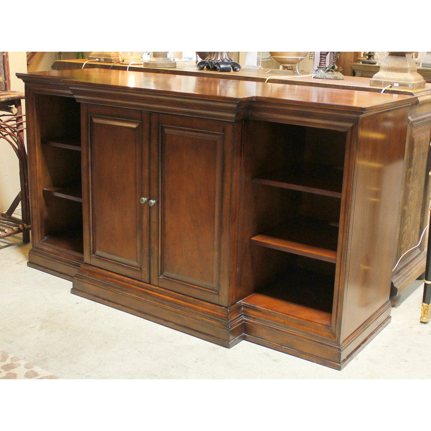 Bassett Media Console w/ Reversible Doors - Mahogany Finish - Thumbnail 2