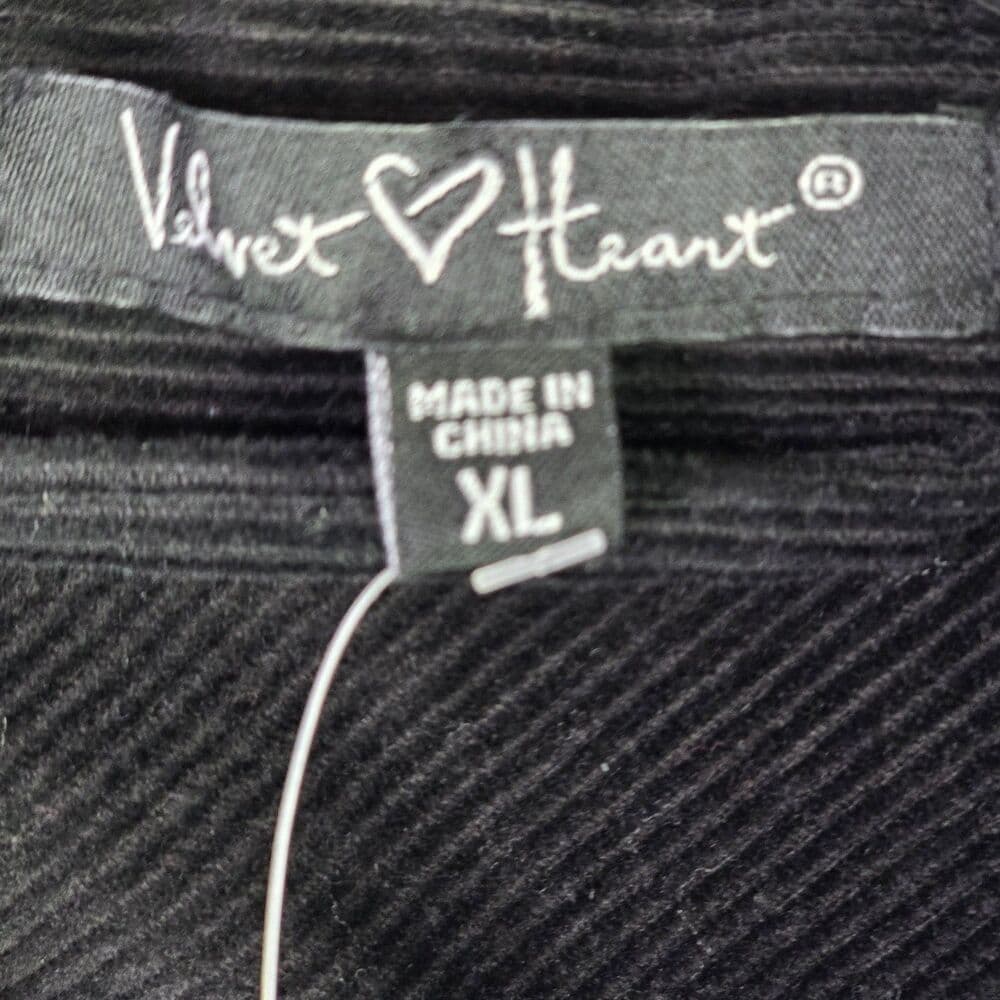 NWT Velvet Heart Women's XL Black Long Sleeve Button Down Shirt - Thumbnail 2