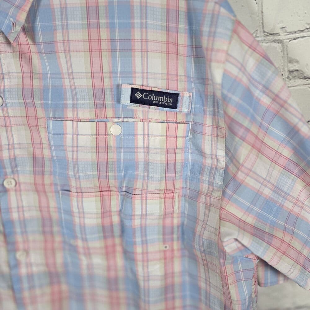 Columbia Super Tamiami Men's XL Blue & Pink Checkered Short Sleeve Fishing Shirt