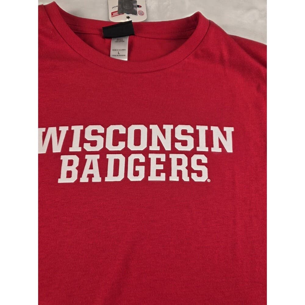 NWT Champion Wisconsin‎ Badgers Men's Large Red T-Shirt