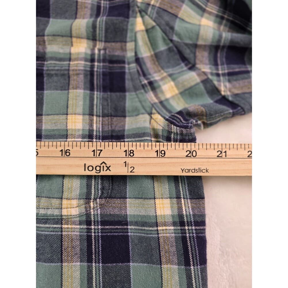 Duluth Trading Co Men's Medium Flannel Shirt Button Down Green/‎ Blue Plaid - Thumbnail 4