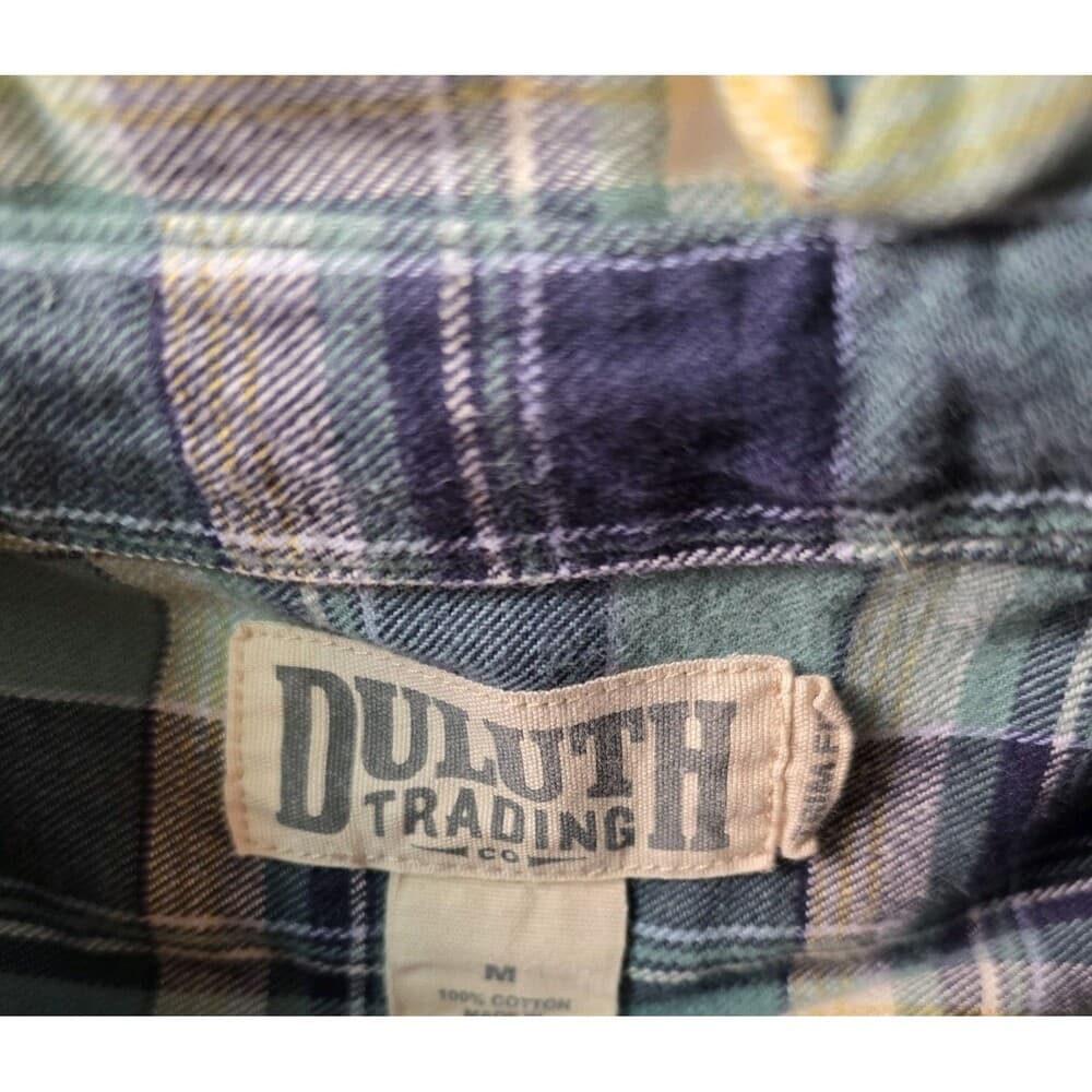 Duluth Trading Co Men's Medium Flannel Shirt Button Down Green/‎ Blue Plaid - Thumbnail 3