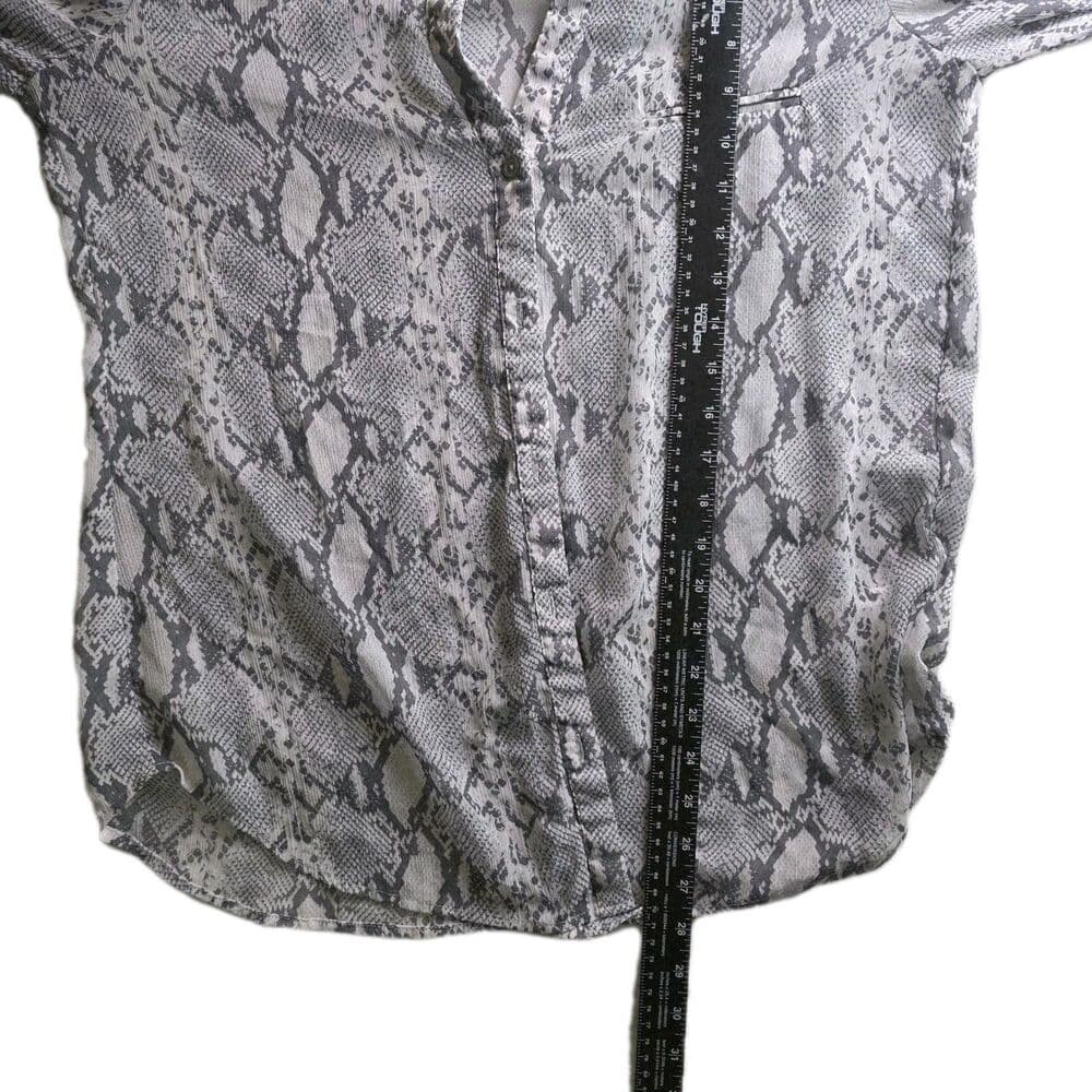 KUT Women's Large Sheet Rose‎ Black & White pattern Blouse - Thumbnail 5