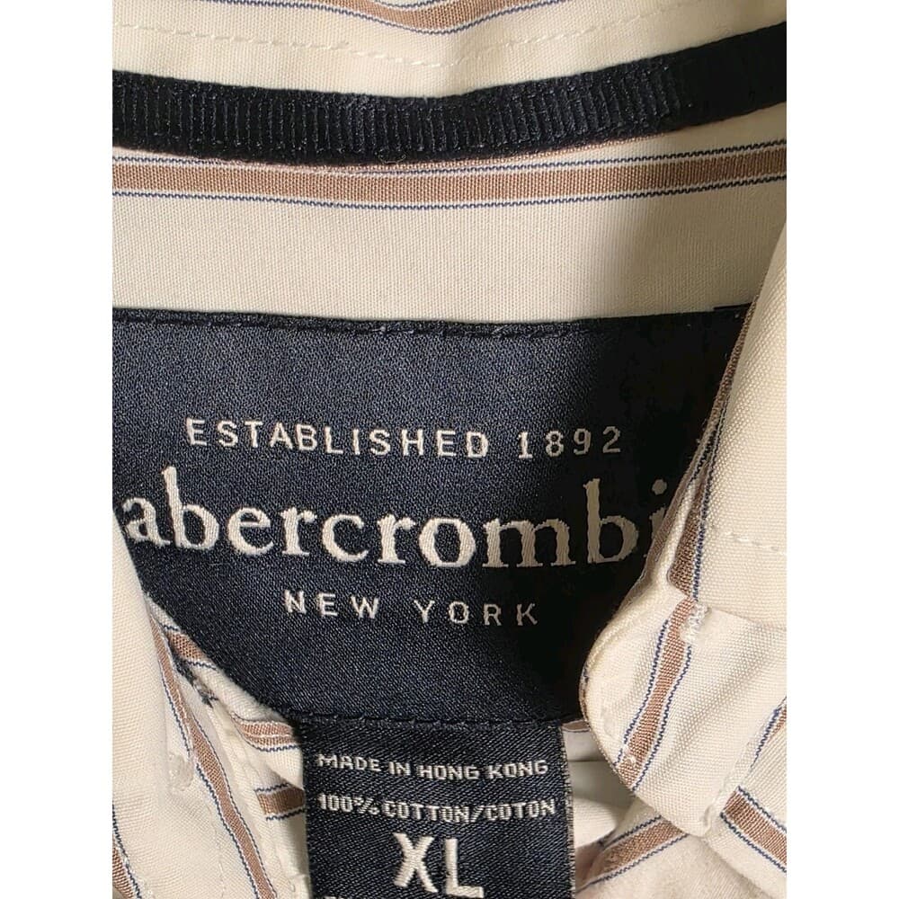 Abercrombie‎ & Fitch Men's XL And Small Button Down Shirt Lot - Thumbnail 3