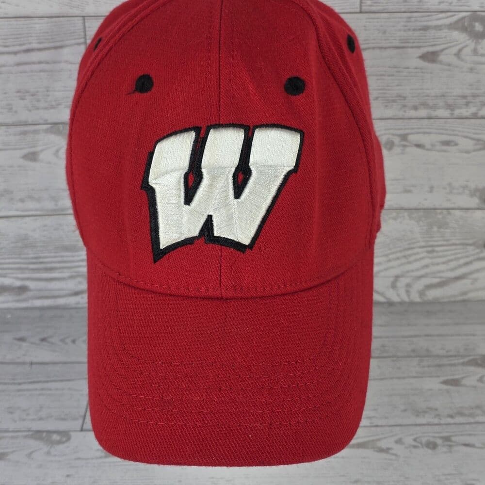 Ncaa Wisconsin Badgers‎ Red Strapback Adjustable Cap - Thumbnail 6