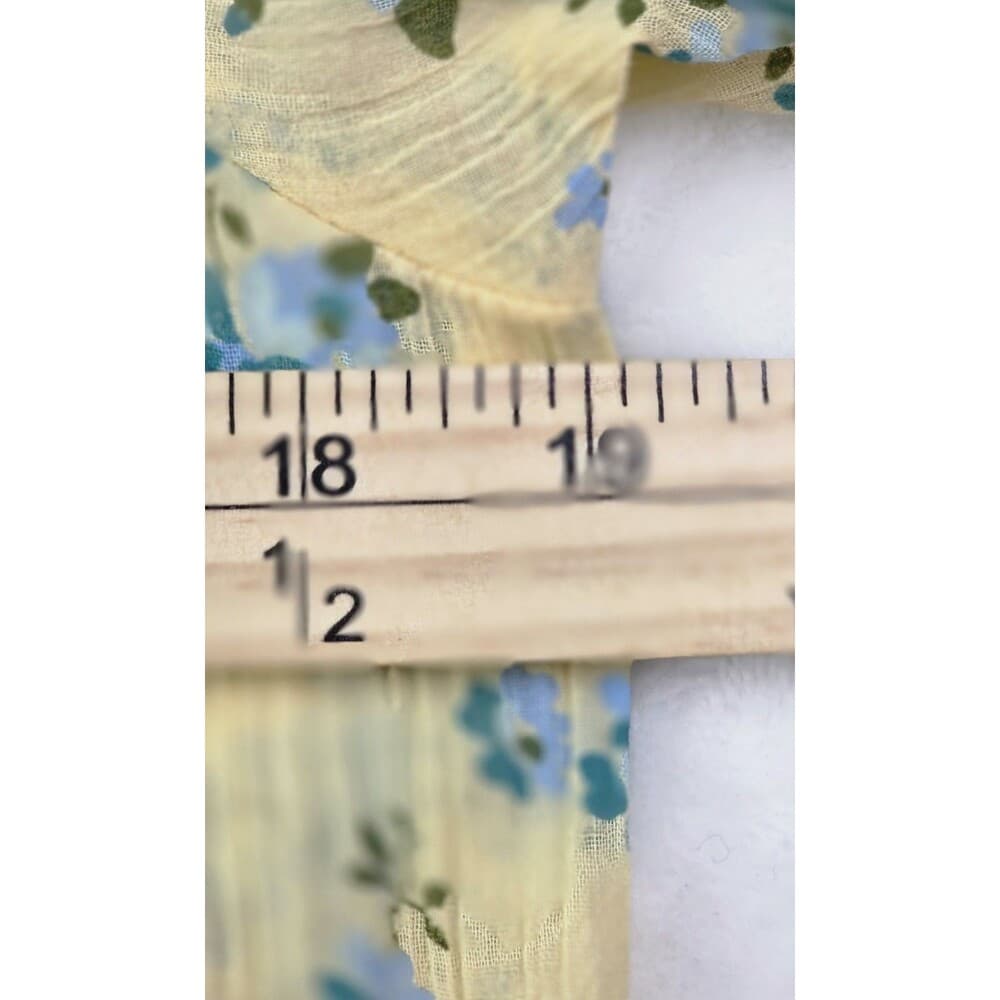 Chaps‎ Women's Size XS Peasant Blouse, Ruffled Sleeves, Pale Yellow Floral - Thumbnail 3