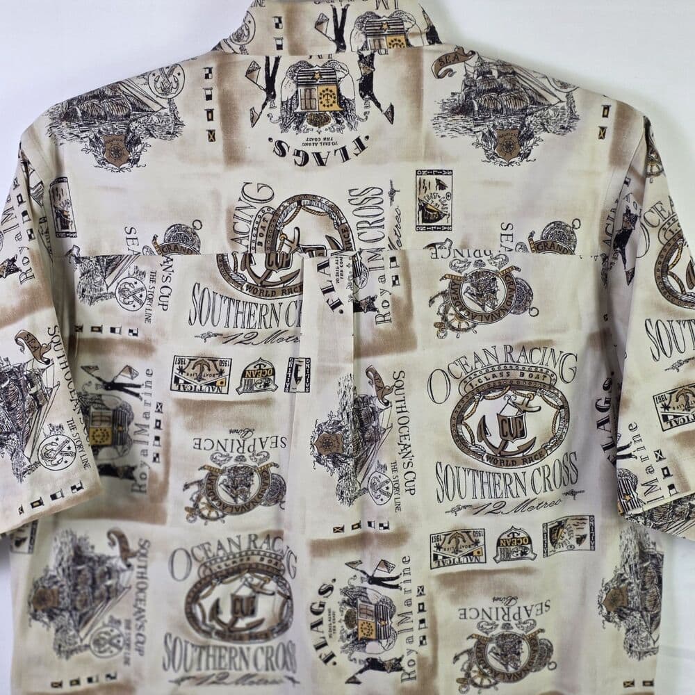 Vtg Roundtree & York Men's Medium Nautical Ocean Short Sleeve Button Down Shirt - Thumbnail 6