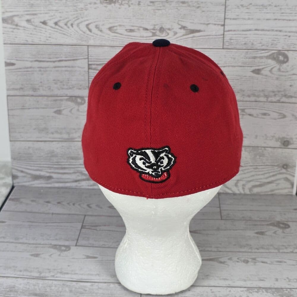 Ncaa Wisconsin Badgers‎ Red Strapback Adjustable Cap - Thumbnail 3