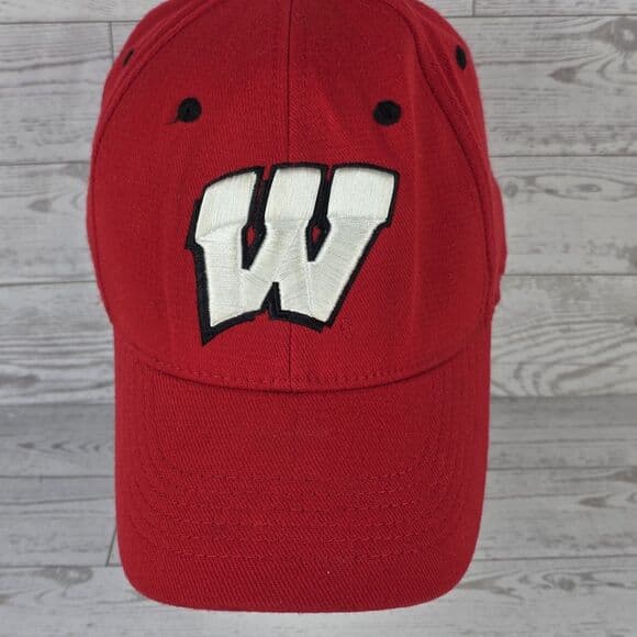 Ncaa Wisconsin Badgers‎ Red Strapback Adjustable Cap - Thumbnail 7