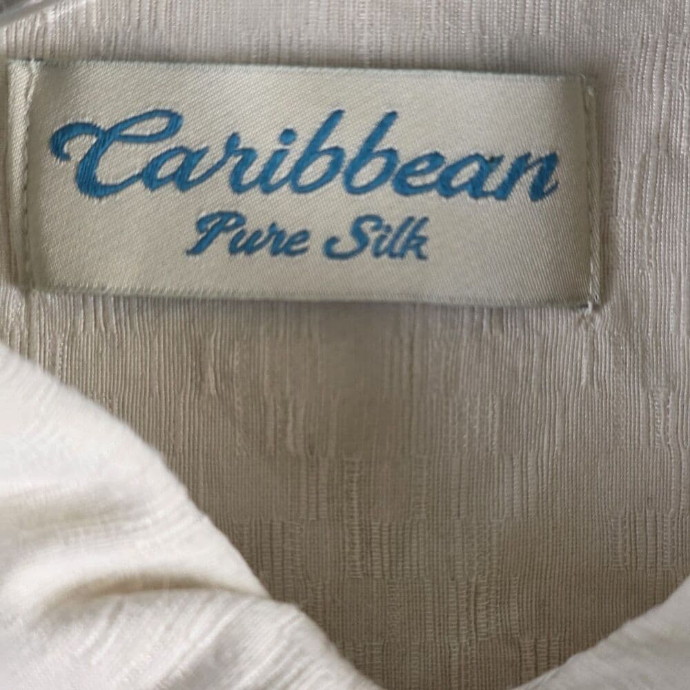 VTG Caribbean Men's Medium Ivory Silk Hawaiian Button Down Shirt - Thumbnail 2