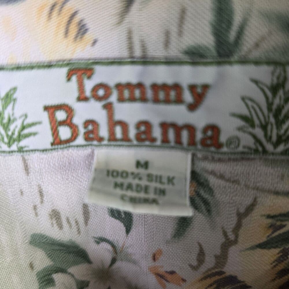 VTG Tommy Bahama Men's Medium 100% Silk Floral Hawaiian Aloha Palm Tree Shirt - Thumbnail 2