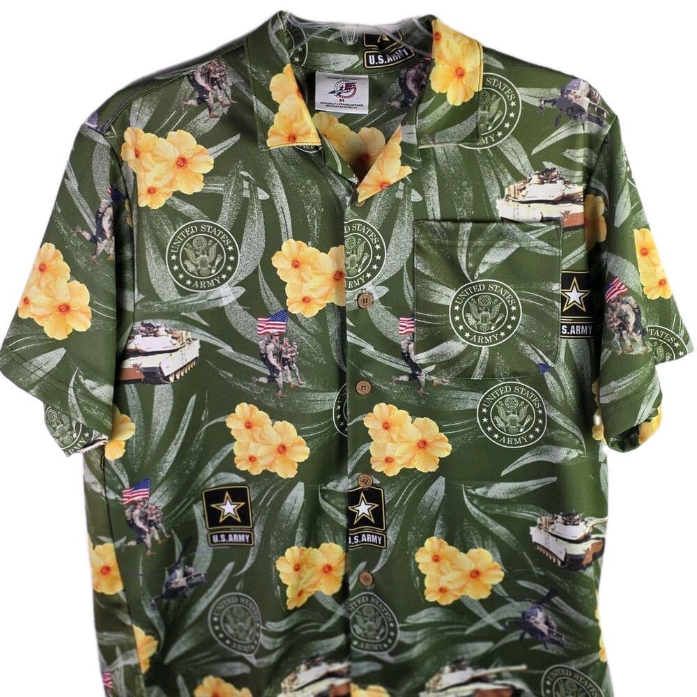 United States Military Men's Medium Hawaiian Floral Short Sleeve Shirt - Thumbnail 2